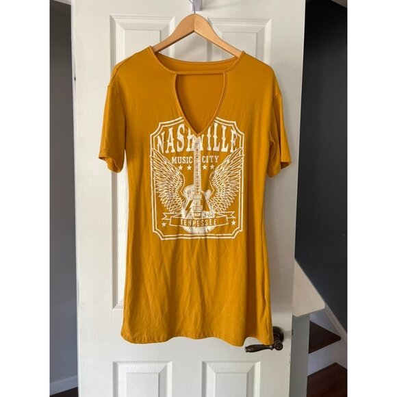 Shein Nashville Music City Graphic Tee Mustard Yellow Cutout Neck Women’s Small - Picture 1 of 5